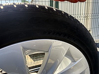 4 winterbanden op velg - afbeelding 3 van  5