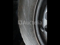 4 winterbanden op vredestein snowtrac plaatvelgen - afbeelding 2 van  5