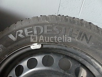 4 winterbanden op vredestein snowtrac plaatvelgen - afbeelding 5 van  5