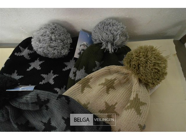 4 wintermutsen met pompon div. kleuren - afbeelding 4 van  4