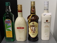 4 x alcoholische dranken - afbeelding 1 van  1