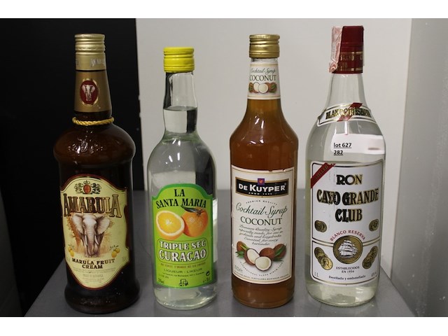 4 x alcoholische dranken - afbeelding 1 van  1