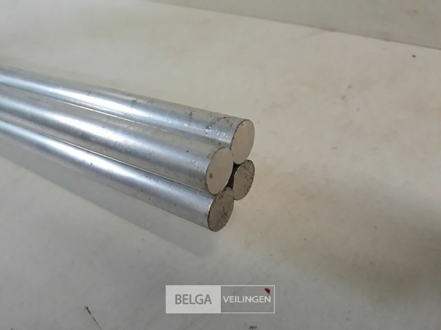 4 x aluminium volle buis 2m 8mm - afbeelding 3 van  3