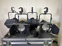 4 x arri compact daylight fresnel 1200w - afbeelding 1 van  12