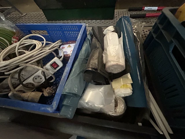 4 x bak met materiaal - afbeelding 4 van  5