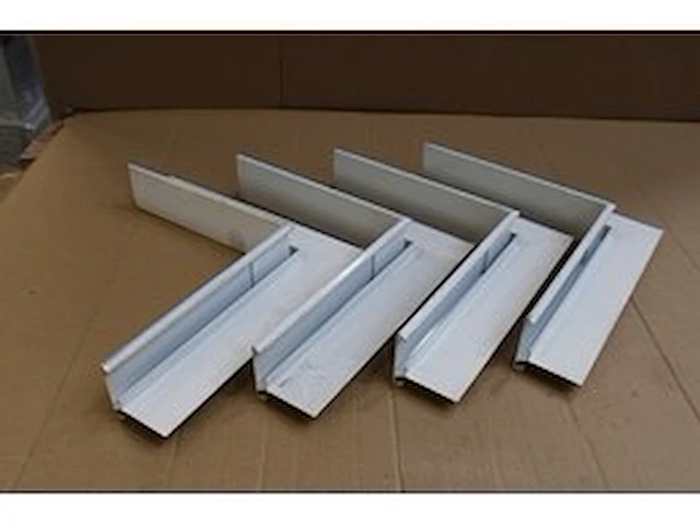 4 x binnenhoek (300x300mm) - afbeelding 1 van  4
