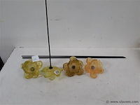 4 x bloem pvc op prikker - afbeelding 1 van  2