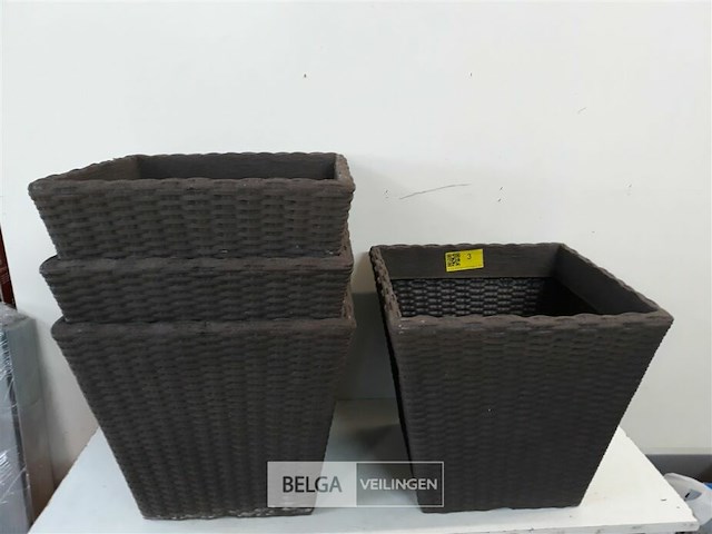 4 x bloempot vierkant 40 x 40 x h 35 cm - afbeelding 1 van  3