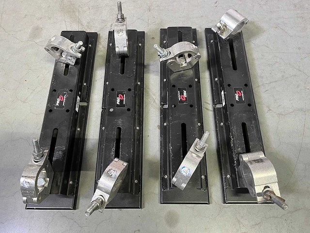 4 x brackets for elation led cuepix panel - afbeelding 1 van  2