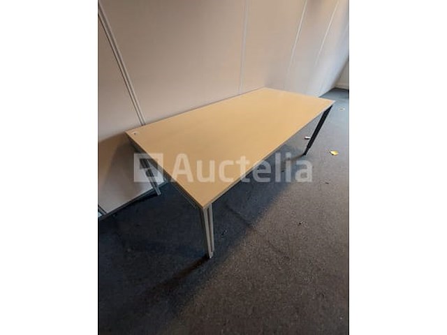 4 x bureau 190 x 90 cm volledig gedemonteerd - afbeelding 1 van  5