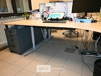 4 x bureau in kruisvorm - afbeelding 8 van  10