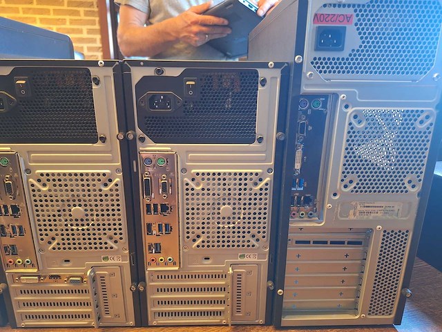 4 x computer - afbeelding 7 van  9