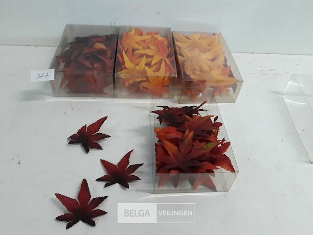 4 x deco herfstblaadjes mix kleuren +/- 8 cm - afbeelding 1 van  3