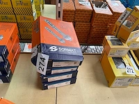 4 x dozen doorsteekankers