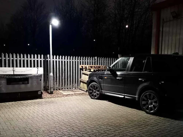 4 x gt lumino solar straatlantaarn 50w + pir + afstandsbediening - afbeelding 6 van  8