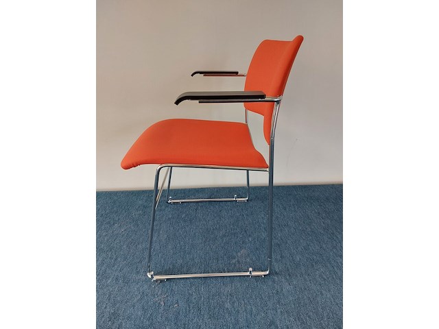 4 x howe 40/4 design vergaderstoel by david rowland (rood) - afbeelding 2 van  7