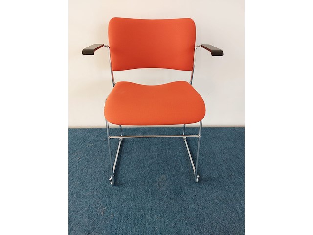 4 x howe 40/4 design vergaderstoel by david rowland (rood) - afbeelding 3 van  7