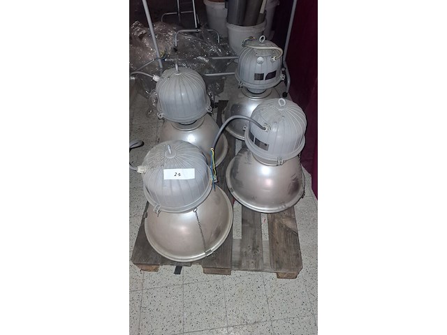 4 x industriele lamp - afbeelding 1 van  2
