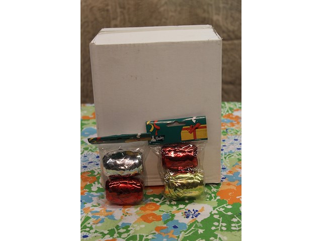 4 x karton inpaklinten diverse kleuren - afbeelding 2 van  2