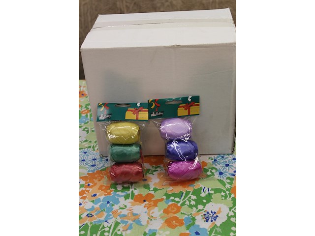 4 x karton inpaklinten diverse kleuren - afbeelding 1 van  2