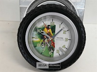 4 x klok als wiel - afbeelding 3 van  3