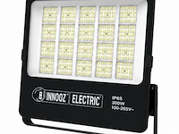 4 x led floodlight 300w – 6400k koud wit - zwart – ip65 – borneo-300 - afbeelding 3 van  6