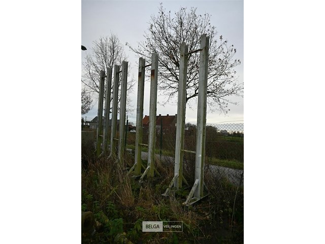 4 x metalen constructie - afbeelding 1 van  6