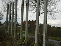 4 x metalen constructie - afbeelding 1 van  6