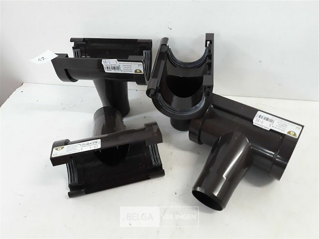 4 x middenspruitstuk 80mm bruin pvc regenafvoer - afbeelding 1 van  3