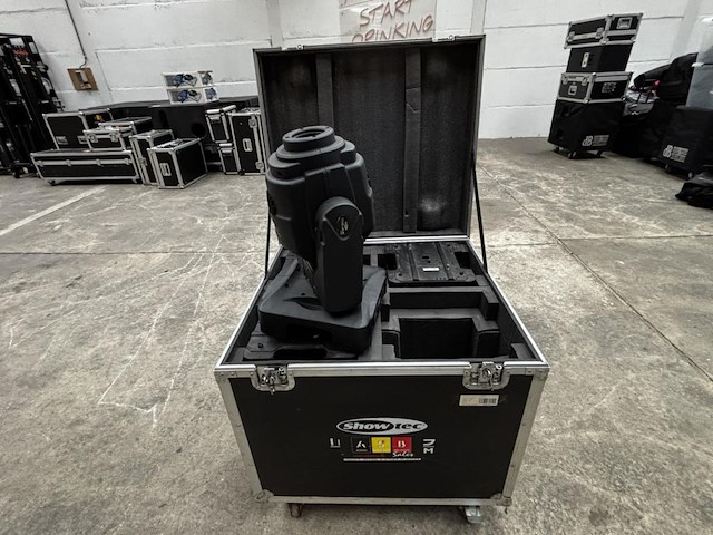 4 x movinghead showtec indigo 4500 - afbeelding 1 van  6
