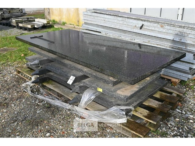 4 x natuurstenen grafzerk - afbeelding 1 van  5