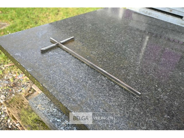 4 x natuurstenen grafzerk - afbeelding 4 van  5