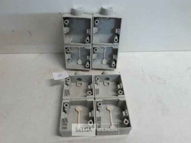 4 x niko hydro opbouwdoos 2v 1 ingang oud model - afbeelding 2 van  3