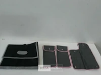 4 x opbergtas 3 x roze 1 x grijs