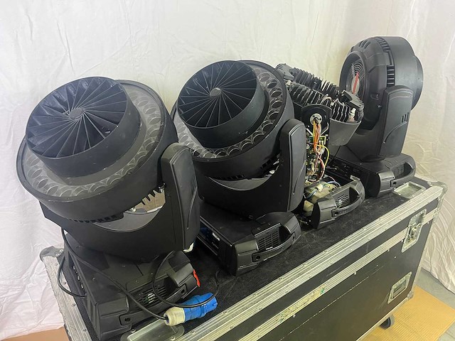 4 x robe robin cyclone - defect - for spare parts - afbeelding 5 van  9