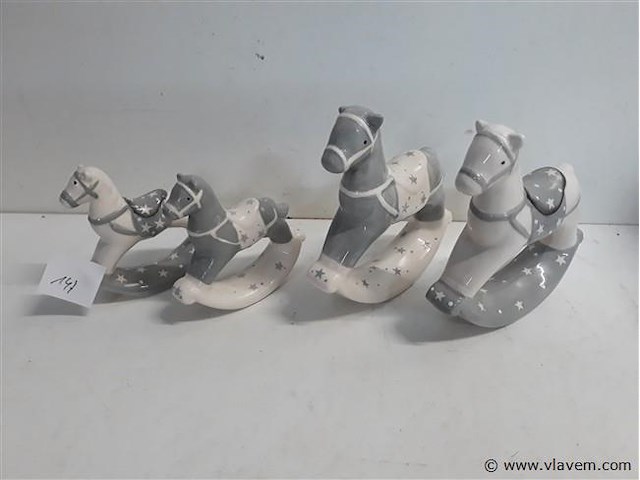 4 x schommelpaardje 2 assorti - afbeelding 1 van  2