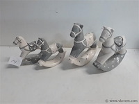 4 x schommelpaardje 2 assorti - afbeelding 1 van  2