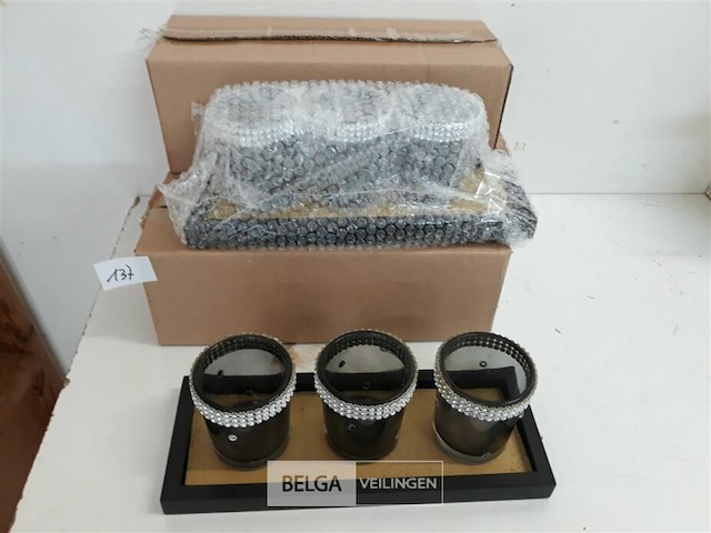 4 x t-licht glaasjes op bord - afbeelding 1 van  3