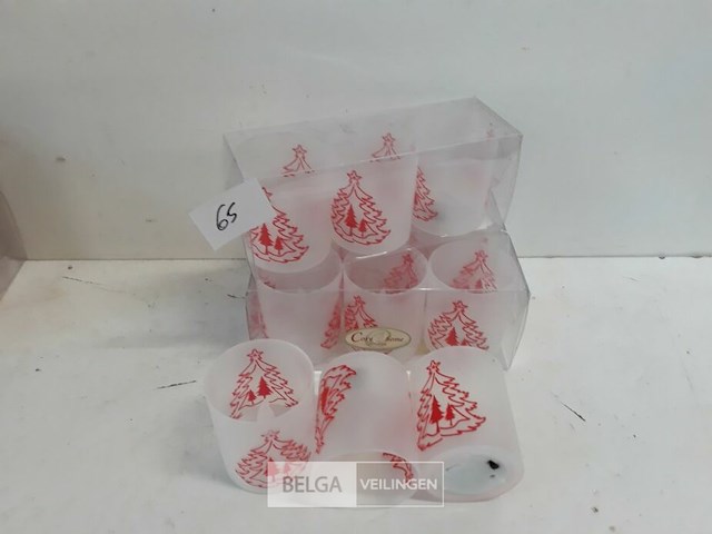 4 x t-licht in pvc potje 3 stuks op batterij - afbeelding 1 van  3