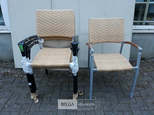 4 x tuinstoel aluminium gevlochten rotan met teak leuning - afbeelding 2 van  3