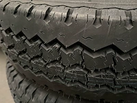 4 x velg met band en 1 losse band - afbeelding 2 van  6
