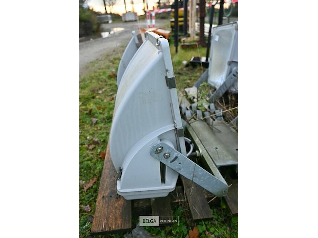 4 x verlichtingsarmatuur - afbeelding 4 van  5