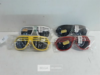 4 x zonnebril mix kleuren - afbeelding 2 van  3