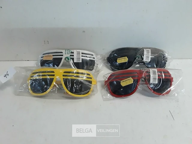4 x zonnebril mix kleuren - afbeelding 2 van  3