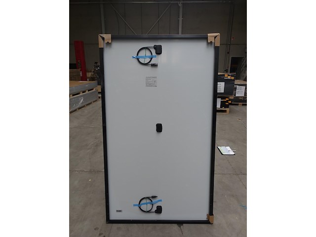 4 x zonnepaneel sunpower p3 330 wp (1.320 wp) - afbeelding 2 van  3