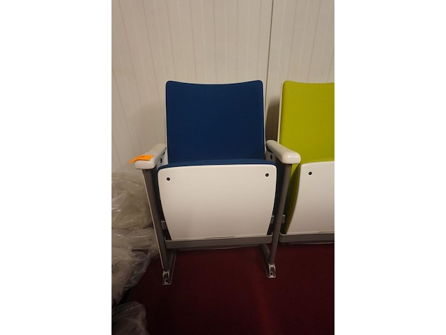 4-zit auditoriumstoel - afbeelding 5 van  8