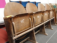 4-zit houten antieke theaterstoel - afbeelding 3 van  6