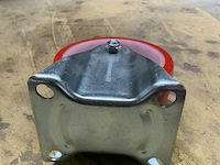 4 zware kunststofwielen - afbeelding 2 van  3