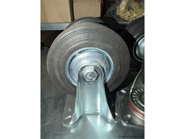4 zwenkwielen 125mm waarvan 2 met rem - afbeelding 2 van  3