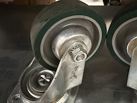 4 zwenkwielen zware kwaliteit 100mm - afbeelding 2 van  3